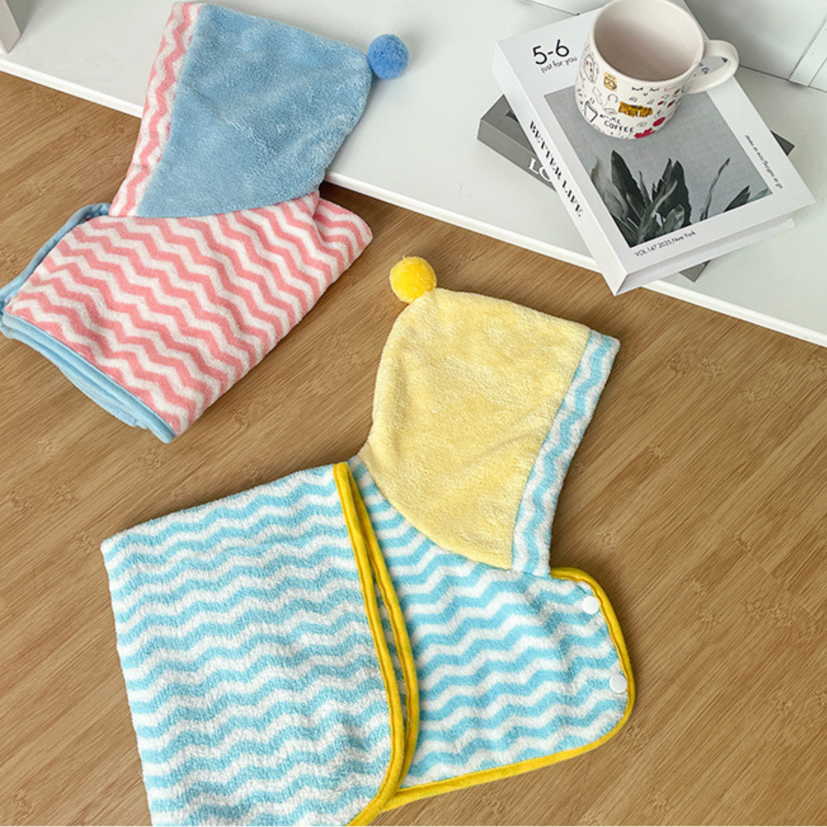 Kapüşonlu Mikrofiber Bornoz